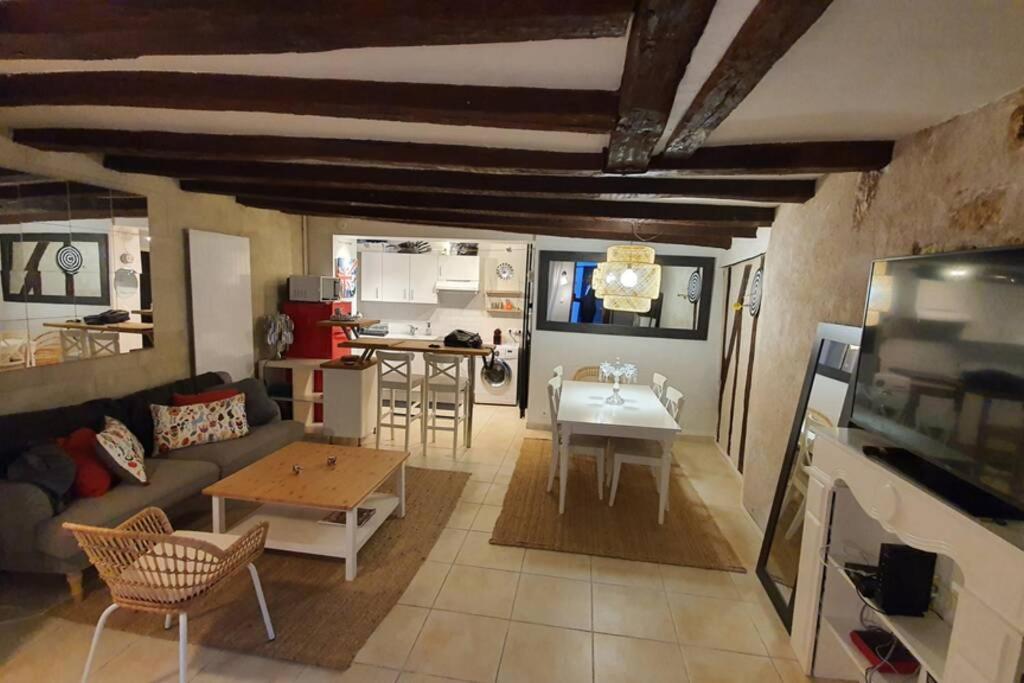 MAISON GÎTE ENTIER EN HYPER HYPER CENTRE AUX COEUR DES HALLES de TOURS de 2 à 7 PERSONNES Exterior foto