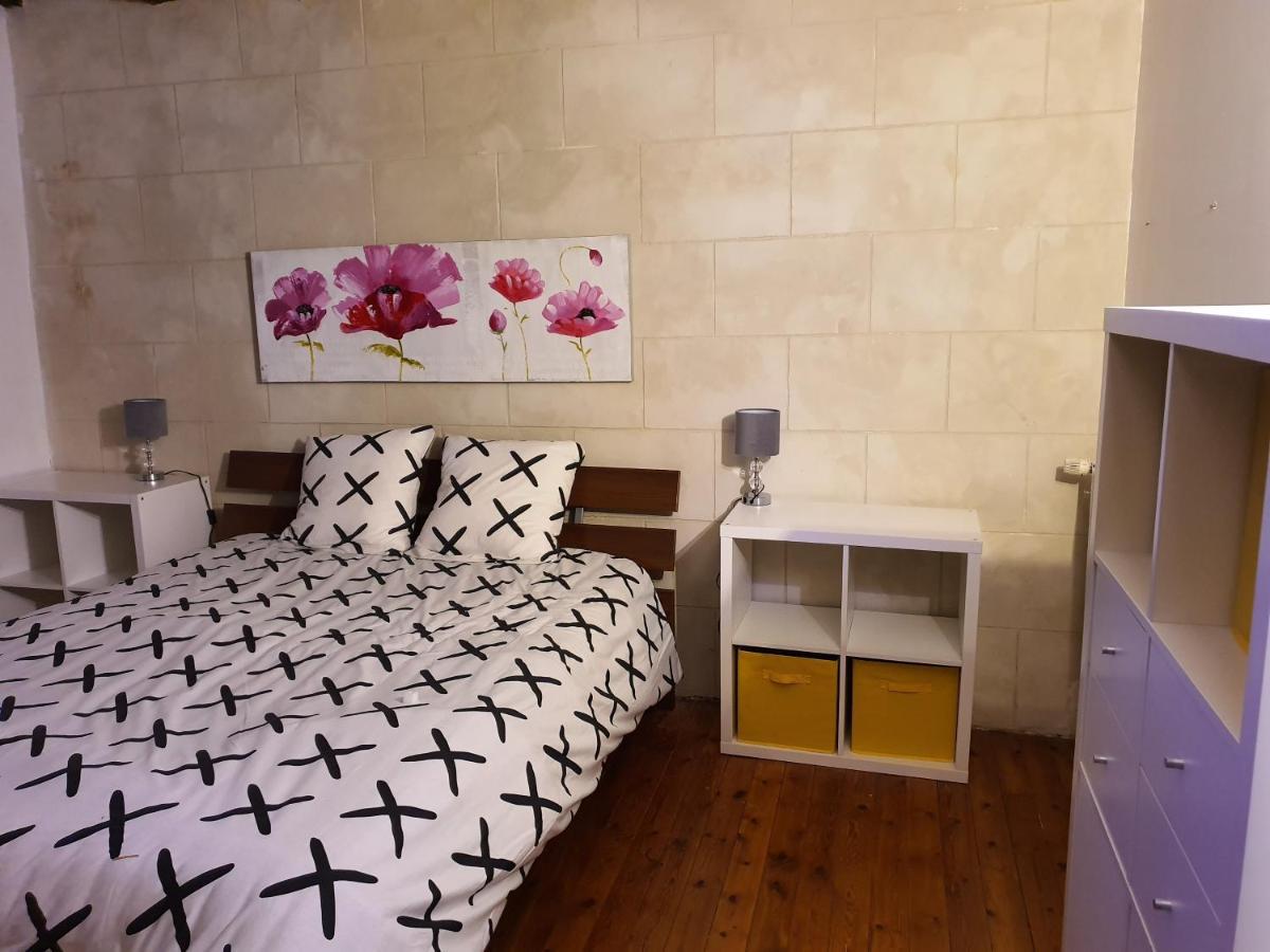 MAISON GÎTE ENTIER EN HYPER HYPER CENTRE AUX COEUR DES HALLES de TOURS de 2 à 7 PERSONNES Exterior foto