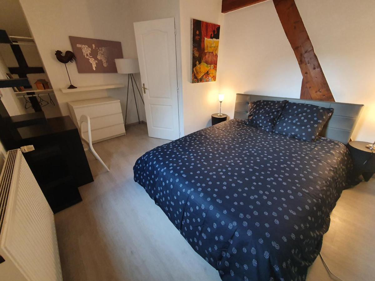 MAISON GÎTE ENTIER EN HYPER HYPER CENTRE AUX COEUR DES HALLES de TOURS de 2 à 7 PERSONNES Exterior foto